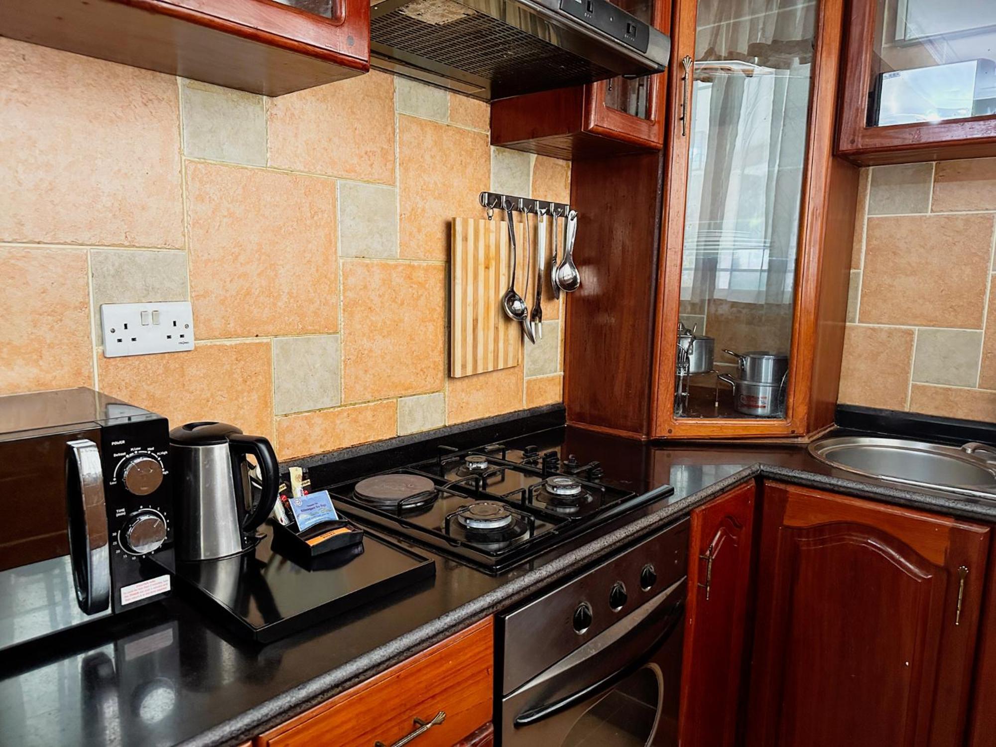 The Amariah Hotel & Apartments Mikocheni Дар-ес-Салам Екстер'єр фото