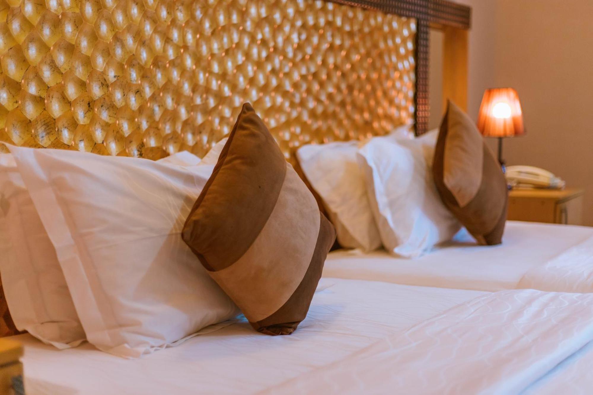 The Amariah Hotel & Apartments Mikocheni Дар-ес-Салам Екстер'єр фото